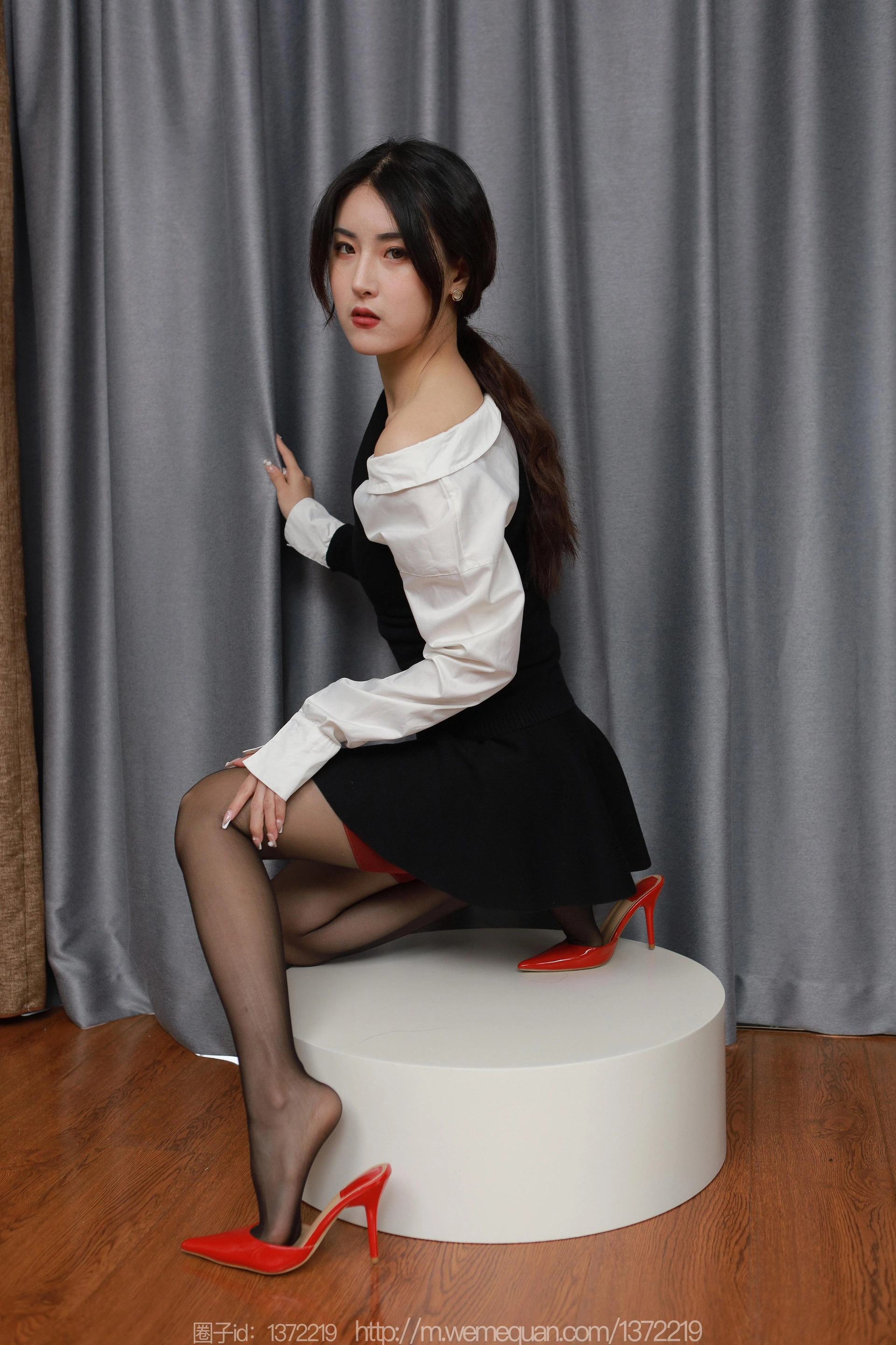 [IESS异思趣向] 2023.02.10 丝享家 1357 小宝《吊带情节》 2